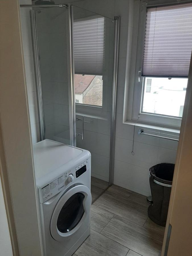 Apartamento Brilliant View: Balcony Home, Modern, Stylish And Newly Renovated Viena
